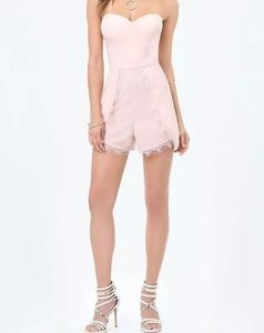 💥Blush/soft pink BEBE romper in a size 4